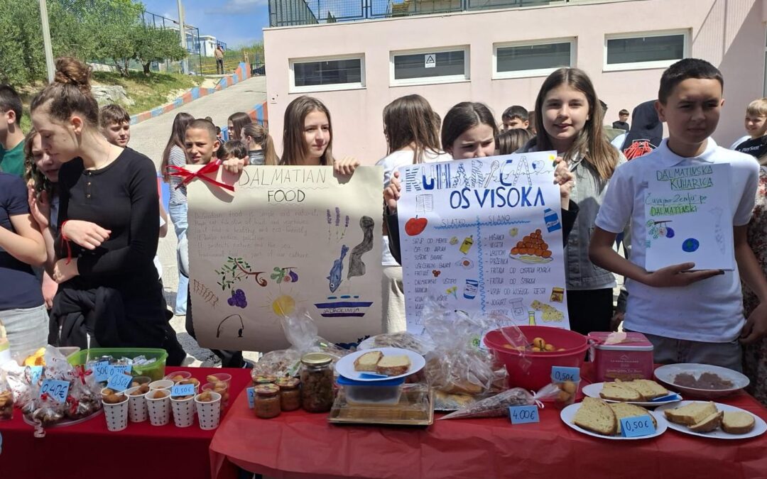 Dalmatinska kuharica: Čuvajmo zemlju po dalmatinski!
